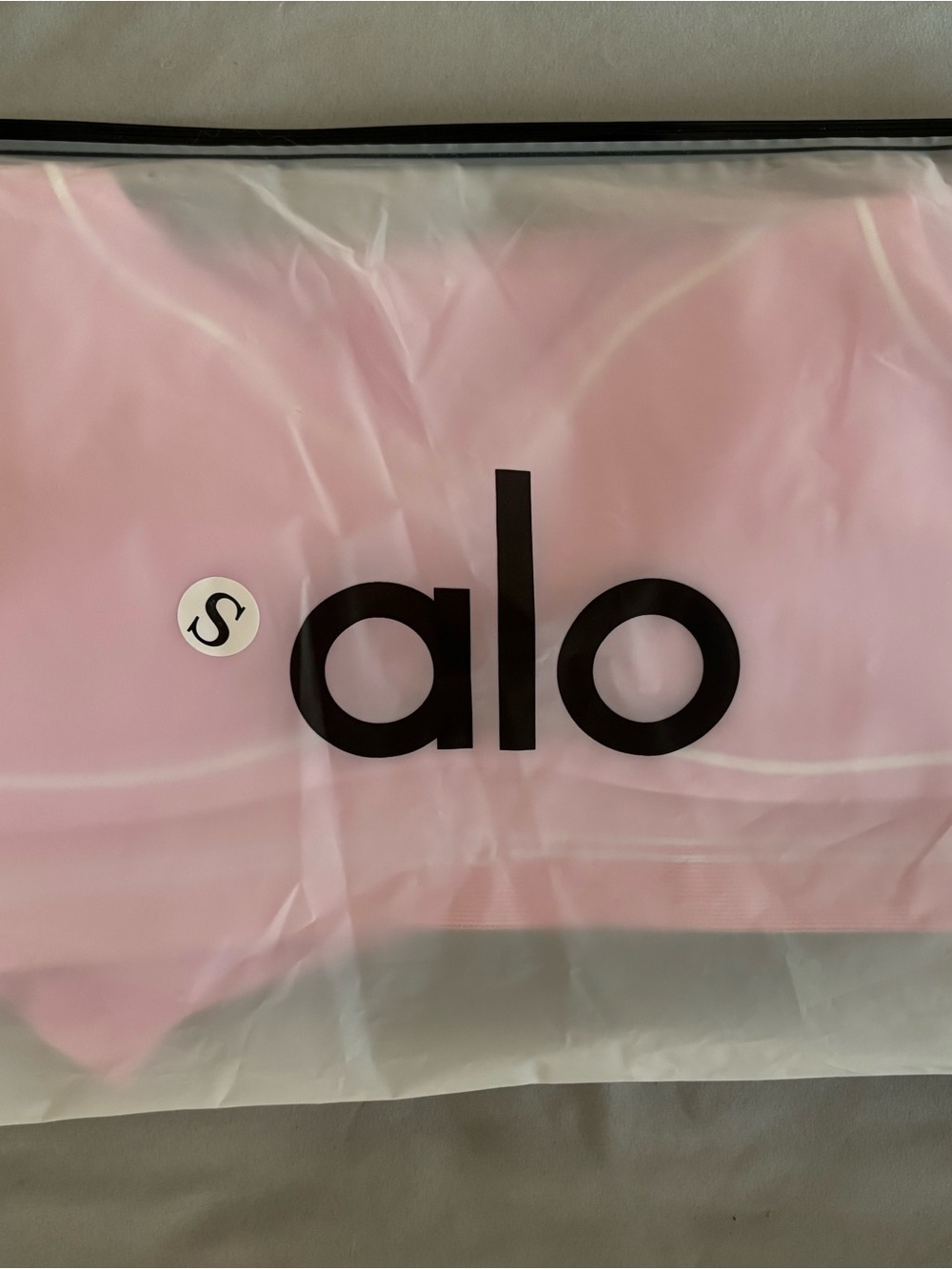 Alo Yoga Heart Throb Shorts Set Pink Size S - Picture 3 of 3